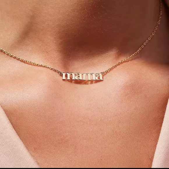 Gold 'Mama necklace Holliday gift - Picture 2 of 5